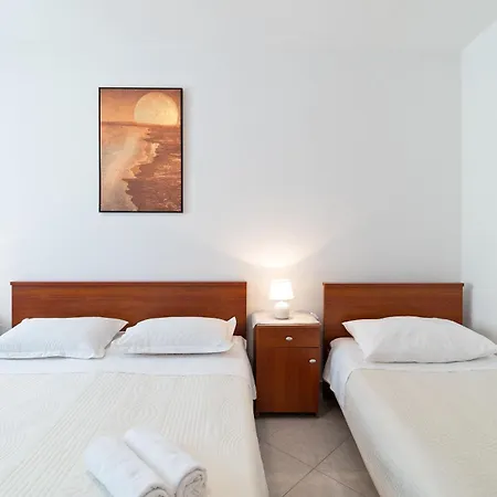 Srecko Apartment *